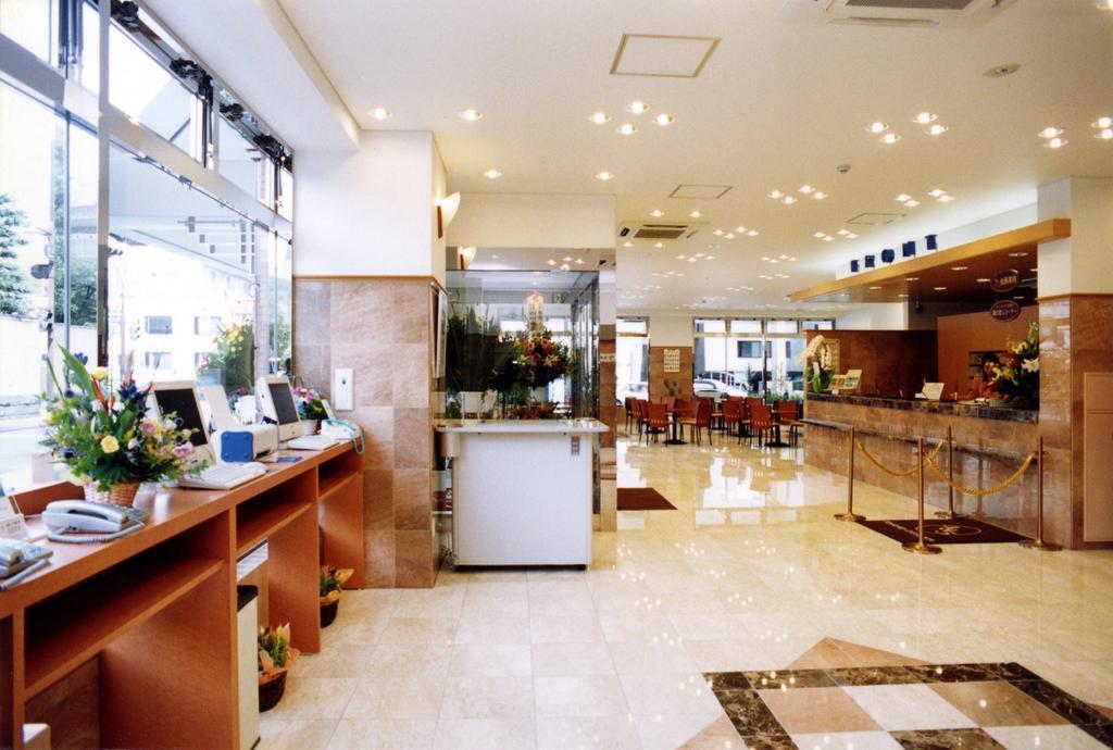 Toyoko Inn Kofu-Eki Minami-Guchi No.1 Екстер'єр фото