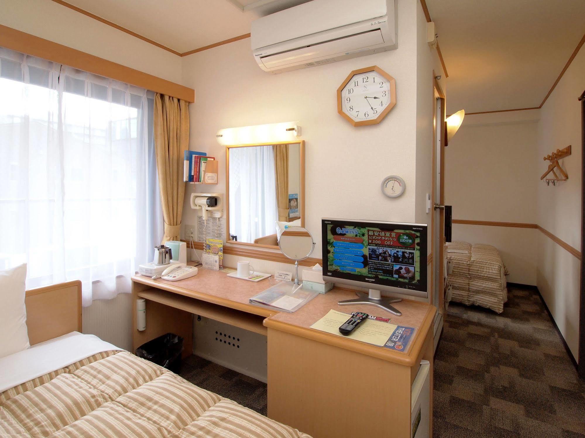 Toyoko Inn Kofu-Eki Minami-Guchi No.1 Екстер'єр фото